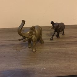 Mother And Baby brass elephants 