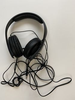 Sennheiser HD202 headphones