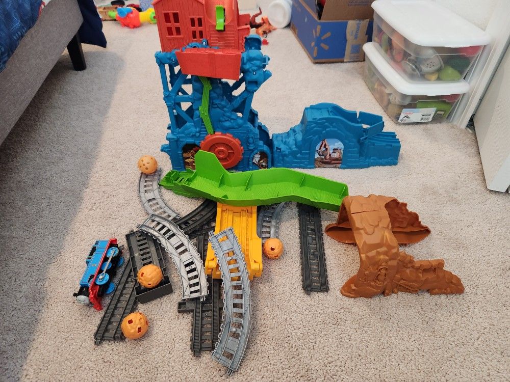 Thomas and friends cave collapse train track