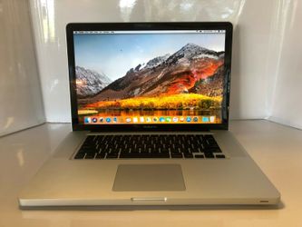 Apple A1286 2010 Macbook Pro Core i7 2.66ghz 15.4inch with 500gb 8gb Sierra Office