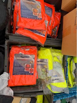 Playeras de trabajo.