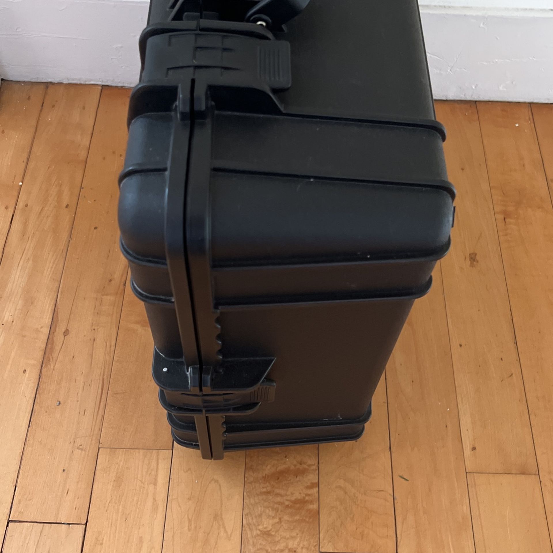 22 x 8 x 8 Black hard case ww/handle pressure control valve and four locks for security