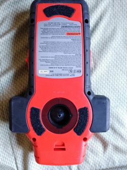 Black & Decker BDL110S Bulls Eye Laser Level/Stud Finder AC Wire Sensor  Manual