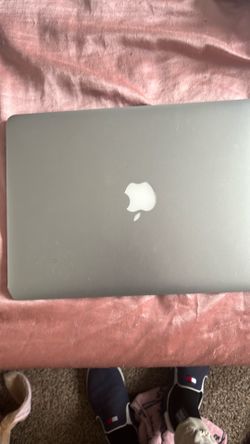 Apple MacBook Air 2017 like new
