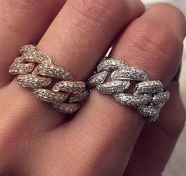 Wedding ring/engagement ring