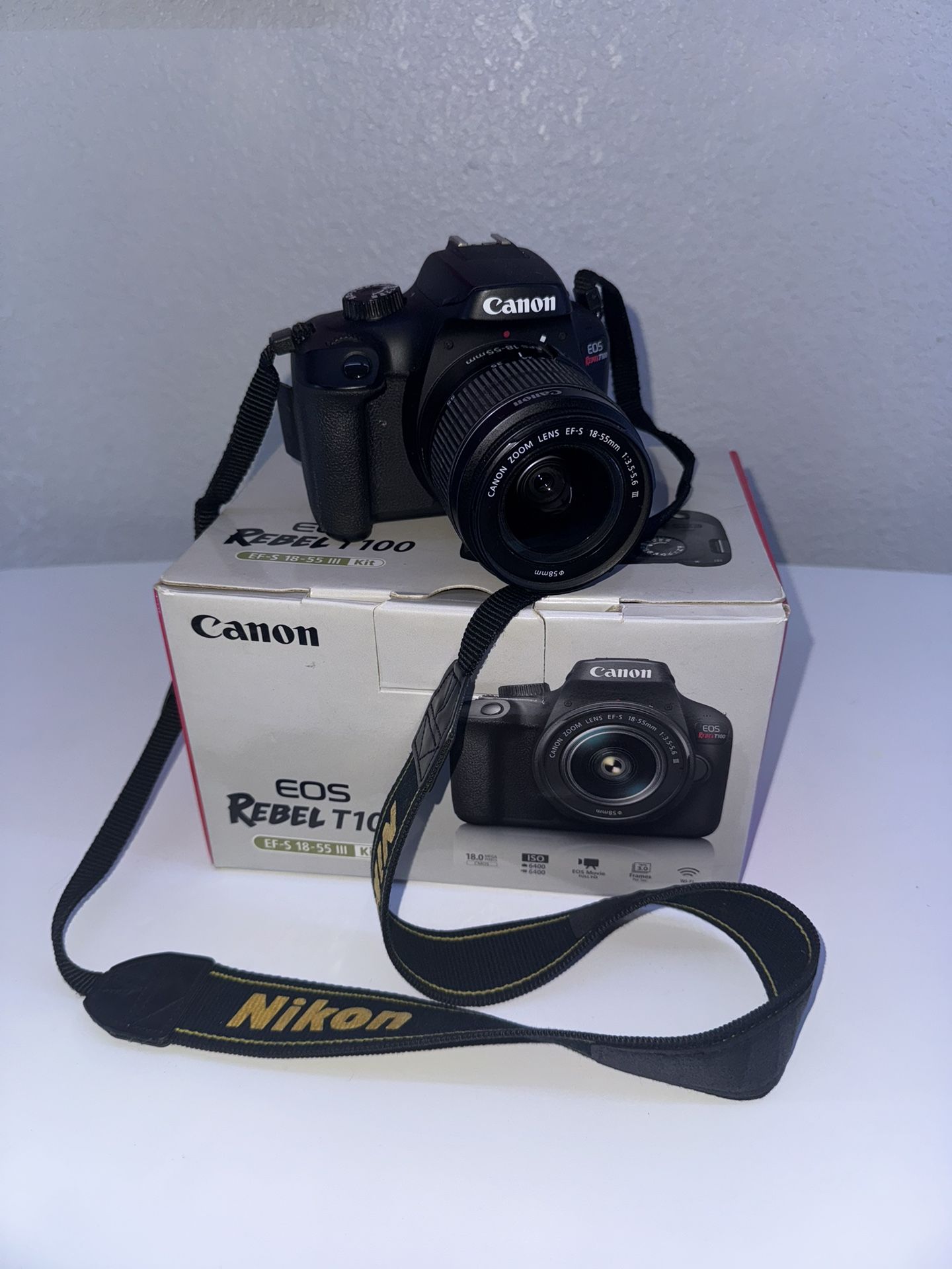 Canon EOS Rebel T100