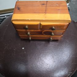 Vintage Yellowstone Jewelry Box 