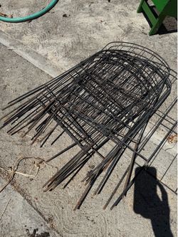 13-15 Metal Garden Border Fencing