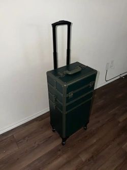 3-1 Rolling Makeup Suitcase