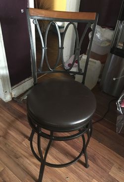 2 chairs bar for 80.00