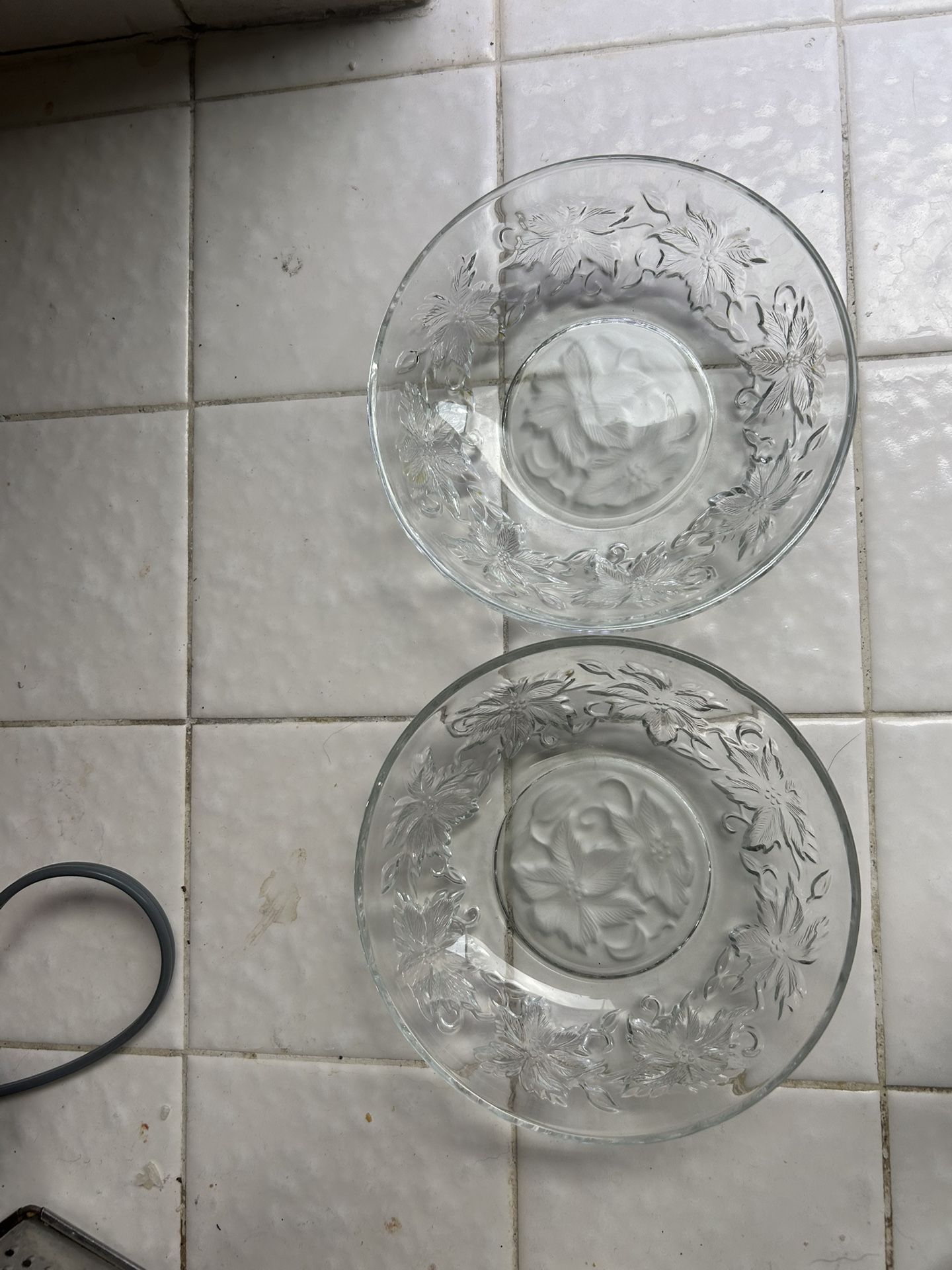 2506 Princess House Fantasia Clear / Frosted Vintage 5 pc Bowl Set - (4) 5.5" Bowls - Great Condition