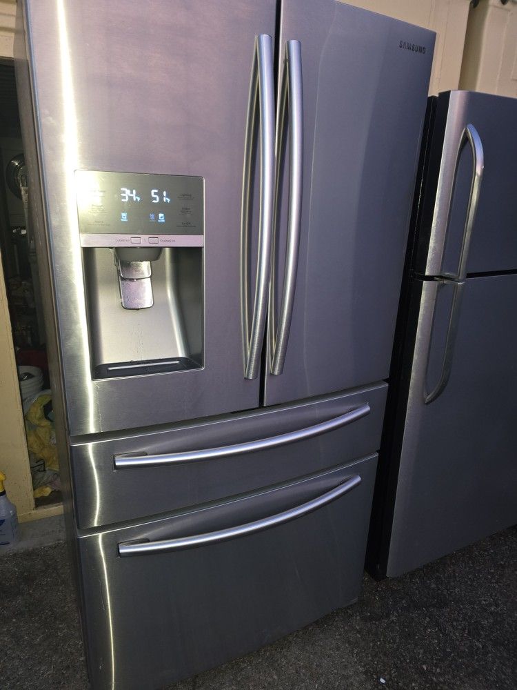 Refrigerador Sansumg In Good Condition
