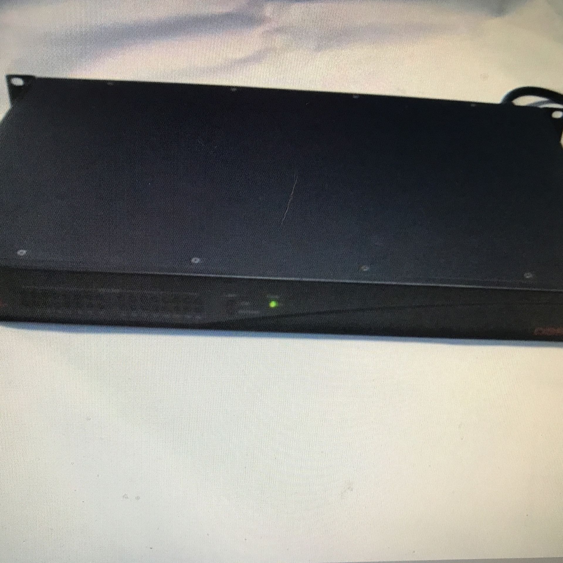 Avocent DSR2020 16-Port KVM Over IP Console Switch & Rackmount Ears & Power Cord