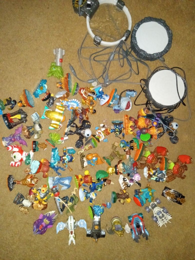 SKYLANDER BUNDLE