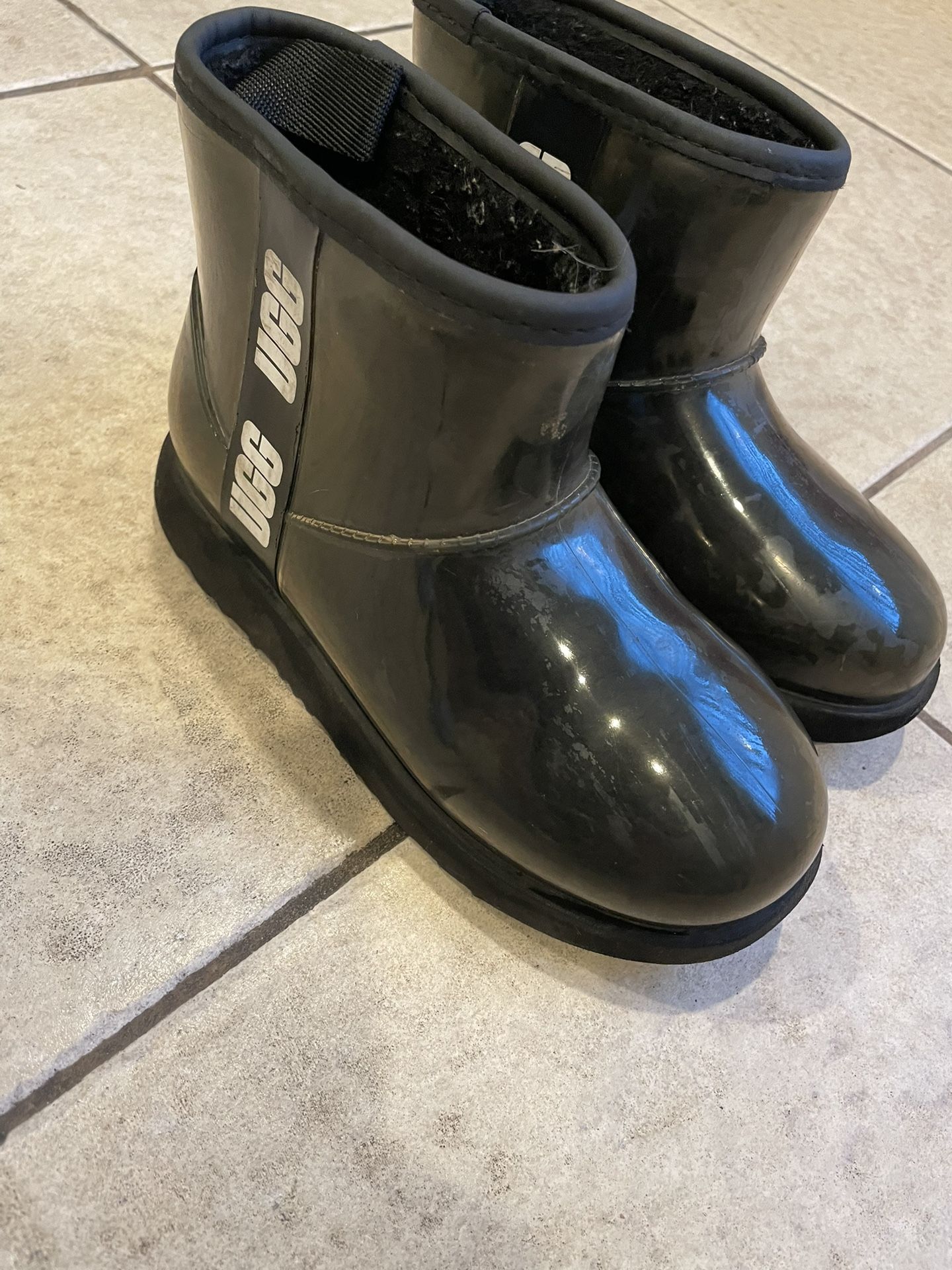 Ugg Kids Boots Size 2