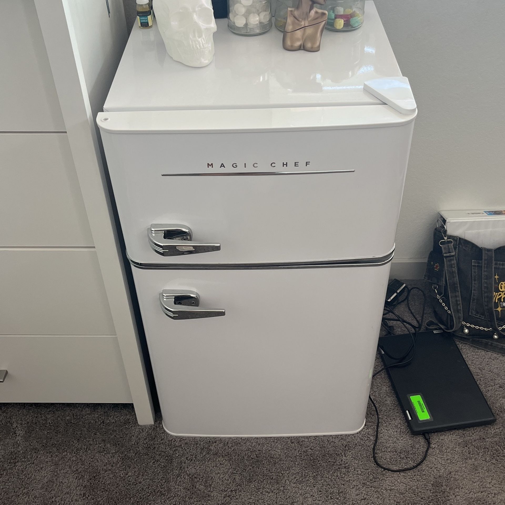 Magic Chef Mini Fridge