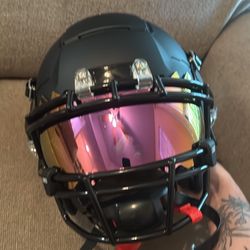 Schutt F7 Collegiate Large