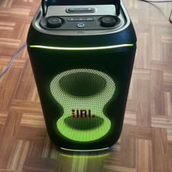 JBL PartyBox Club 120