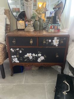 Antique 3 Drawer Dresser