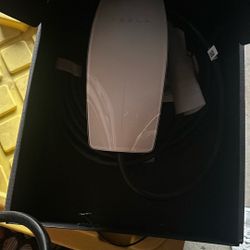 Tesla Charger 