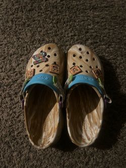 Cinnamon Toast Crunch Crocs