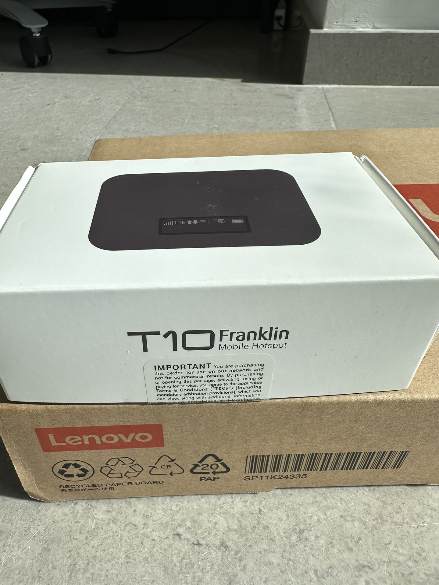 Laptop and Hotspot W/ FREE WIFI UNTIL 2026