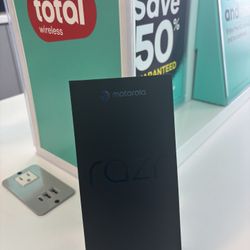 Motorola Razr With Total Wireless 