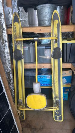 Water ski seat
