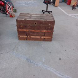 Vintage trunk