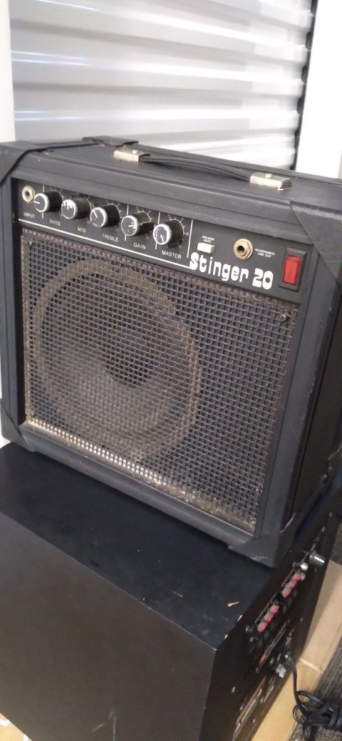 Sunn Amp Vintage Guitar