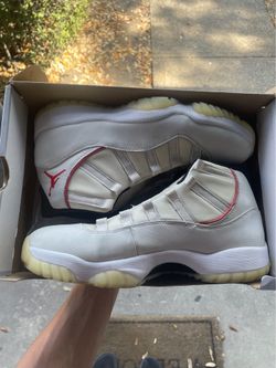 Jordan 11 retro platinum tint