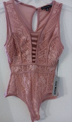 HAUTE MONDE WOMEN'S LIGHT PINK LACE BODY SUIT (SIZE SMALL)NEW WITH TAGS $5 PICK UP MCKINNEY