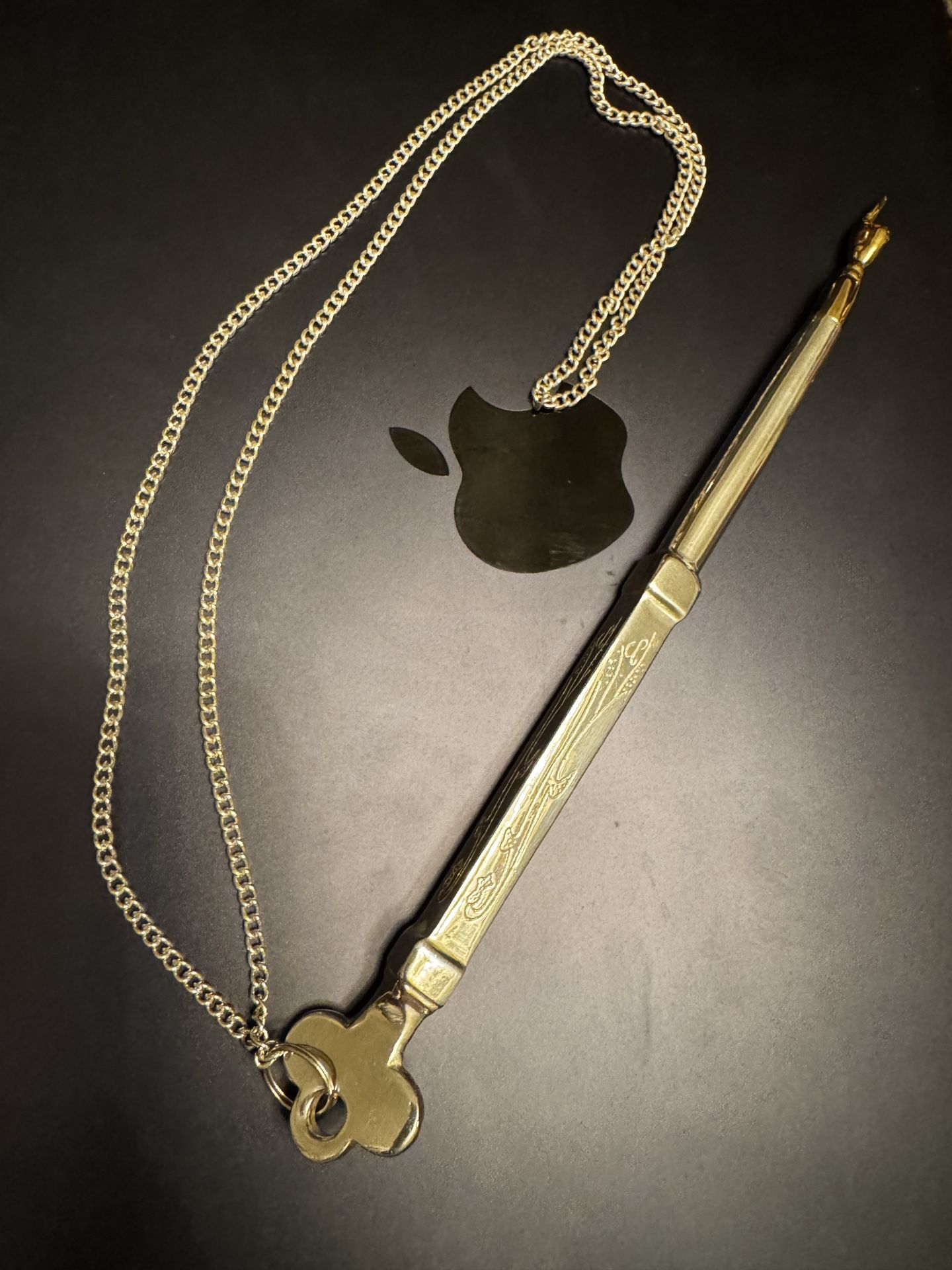 Torra Pointer, Yad Hand