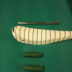 REISSUE SCHWINN SEAT, HANDGRIPS, SEATPOST.