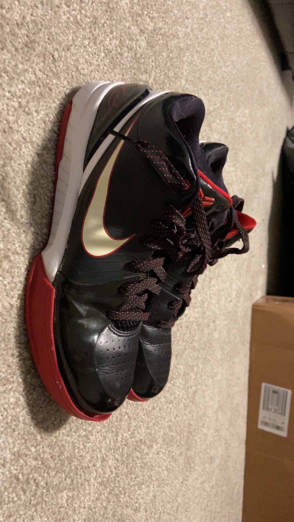Kobe 4 OG Size 10