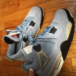 Retro 4 University Blue 