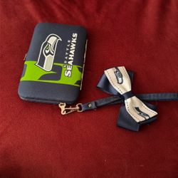 Seahawks Wallet And Hair Clip 