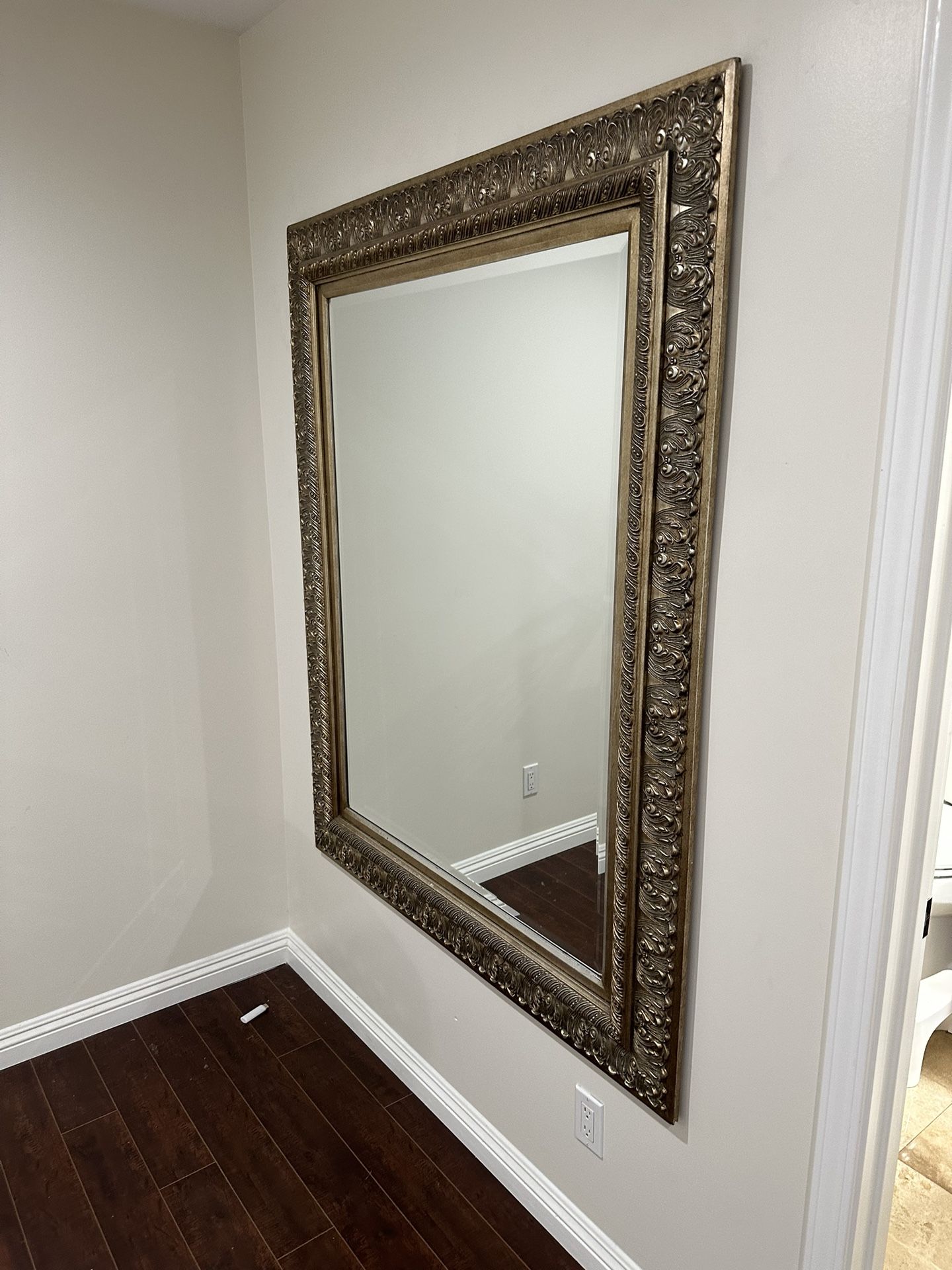 XL MIRROR