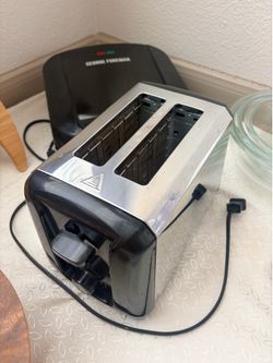 2 toasters
