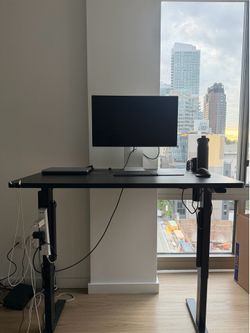 Sit/Stand Desk