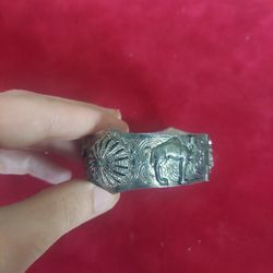 Vintage Silver Tone Hamsa Camel Bracelet