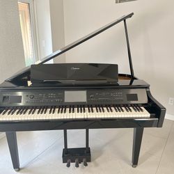 Yamaha Clavinova CVP-809GP Digital Baby Grand – $5,800