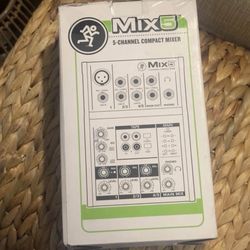 Mackie Mix5 Compact Mixer / Brand New in Box