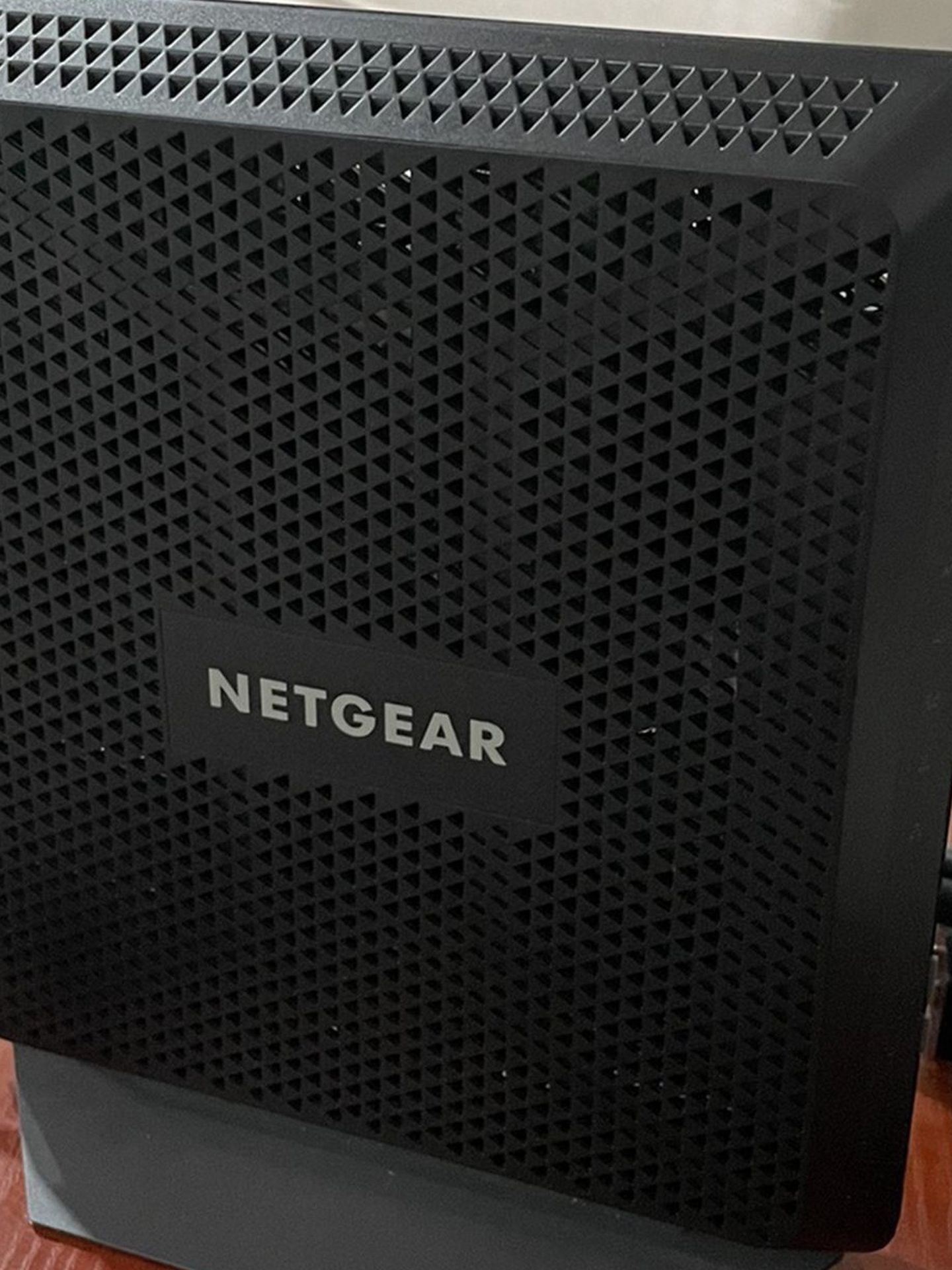 NETGEAR - Nighthawk C7000 AC1900 WiFi Router