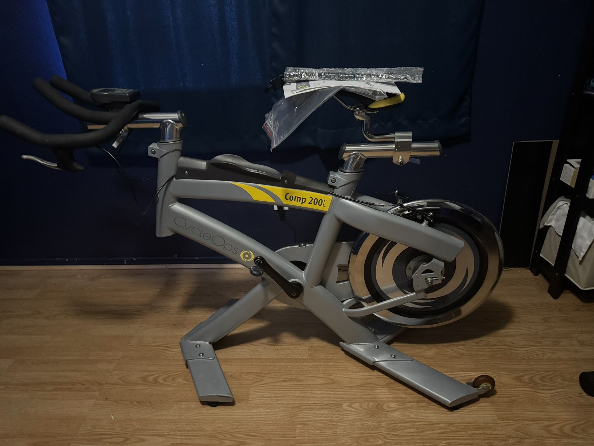 CycleOps COMP 200E Indoor Cycle