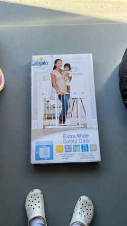 Brand new baby gate in the box still