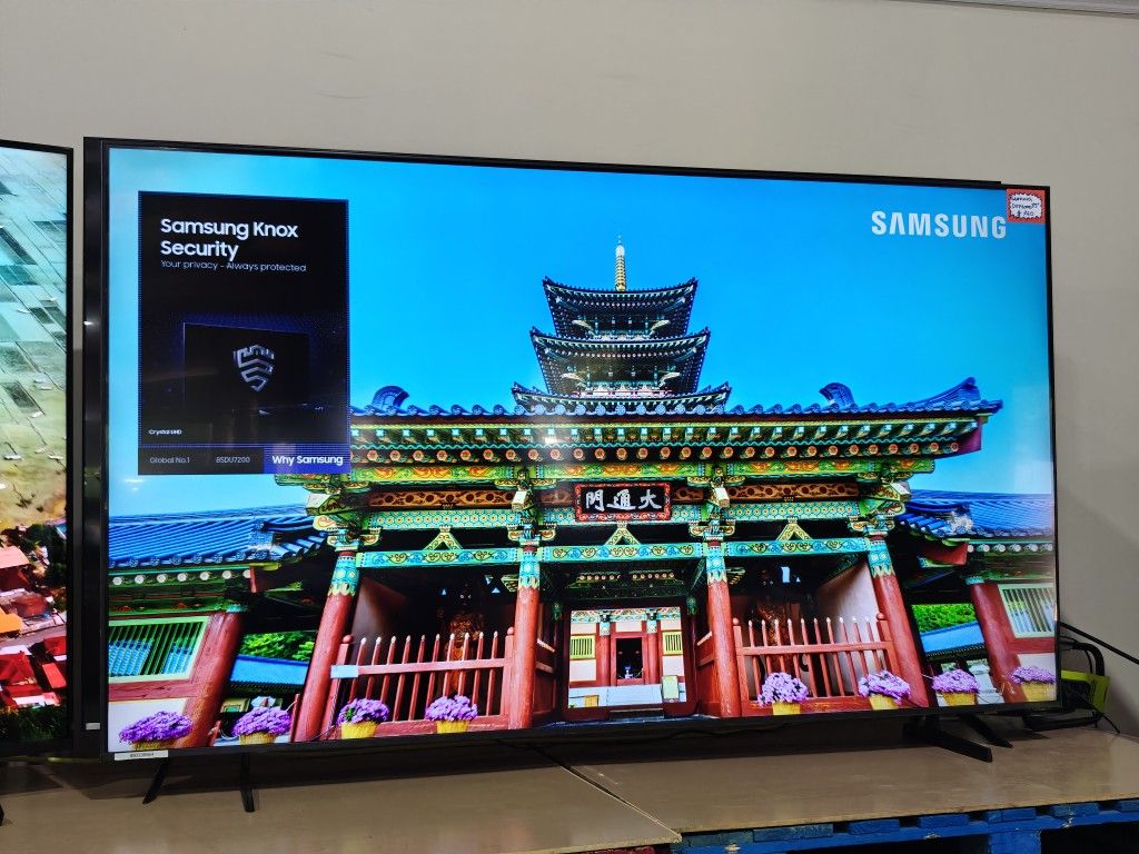 SAMSUNG 85” Class DU7200 Series 4K Smart TV