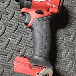 Milwaukee M18 Impact Drill Driver 