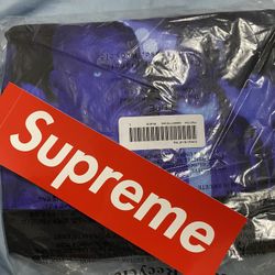 America Eats It’s Young Belly Black Tee Large