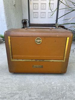 Westinghouse Vintage Tube Radio
